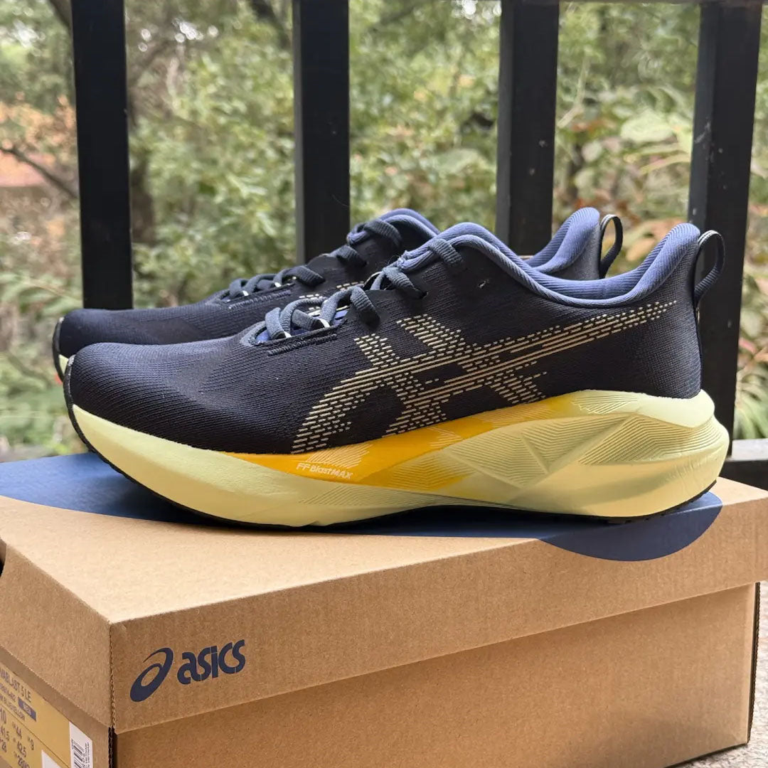 Asics NOVABLAST 5 1011B974-402