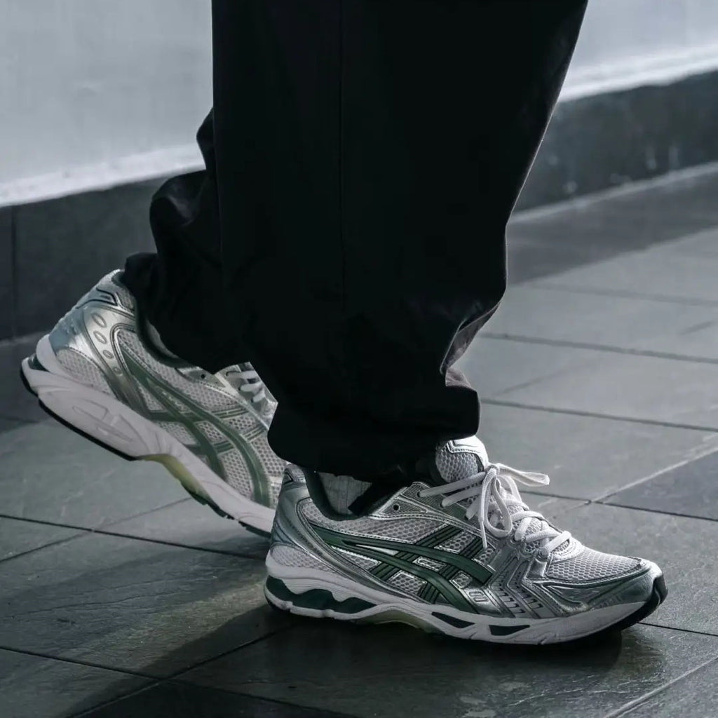 Asics Gel-Kayano 14 1201A019-107
