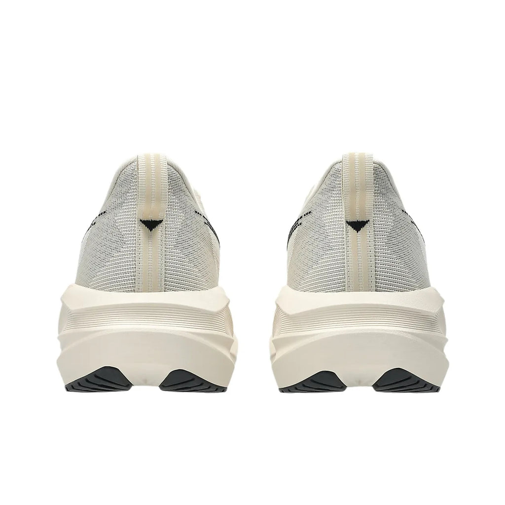 Asics NOVABLAST 5 1011B974-250