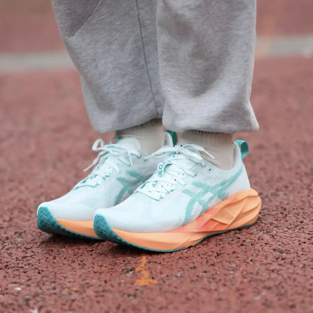 Asics NOVABLAST 5 1011B974-400