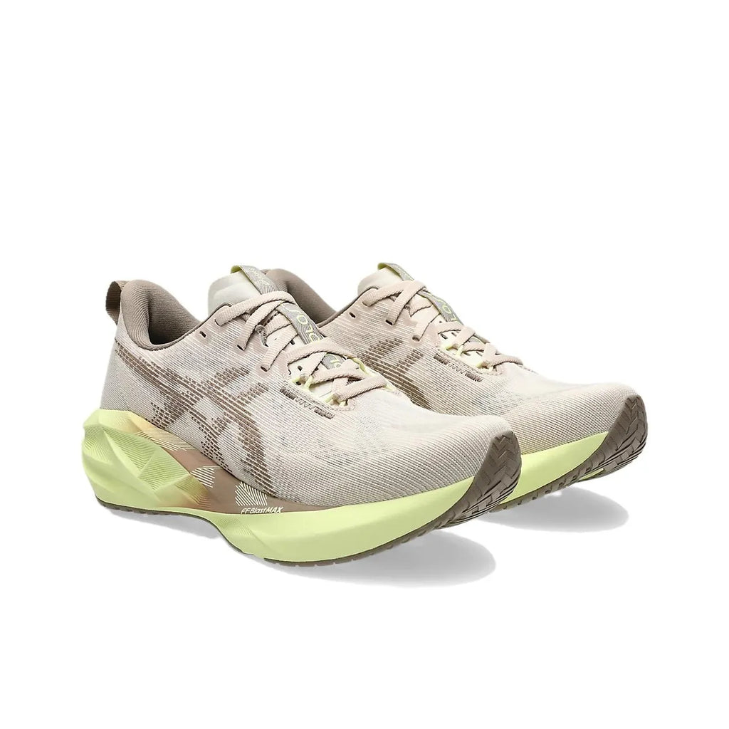 Asics NOVABLAST 5 1012B765-250