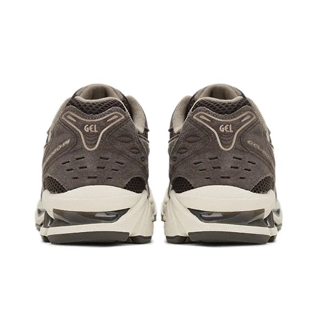 ￥1068 Asics Gel-Kayano 14  1201A161-250