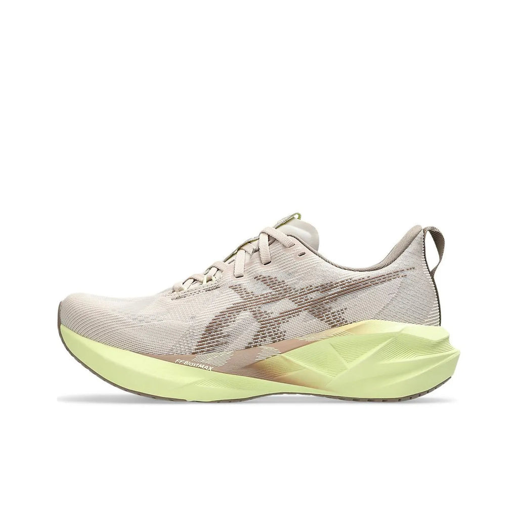 Asics NOVABLAST 5 1012B765-250