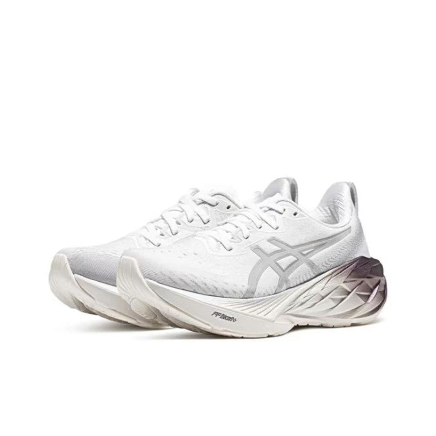 Asics Novablast 4  1012B722-100