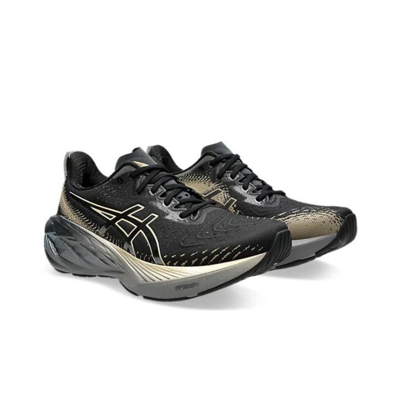 Asics Novablast 4  1011B924-001